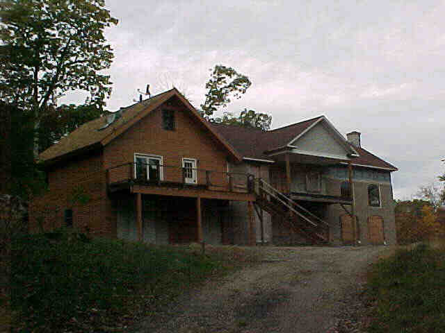 Building photograph for 31 UPLAND MEADOW ROAD